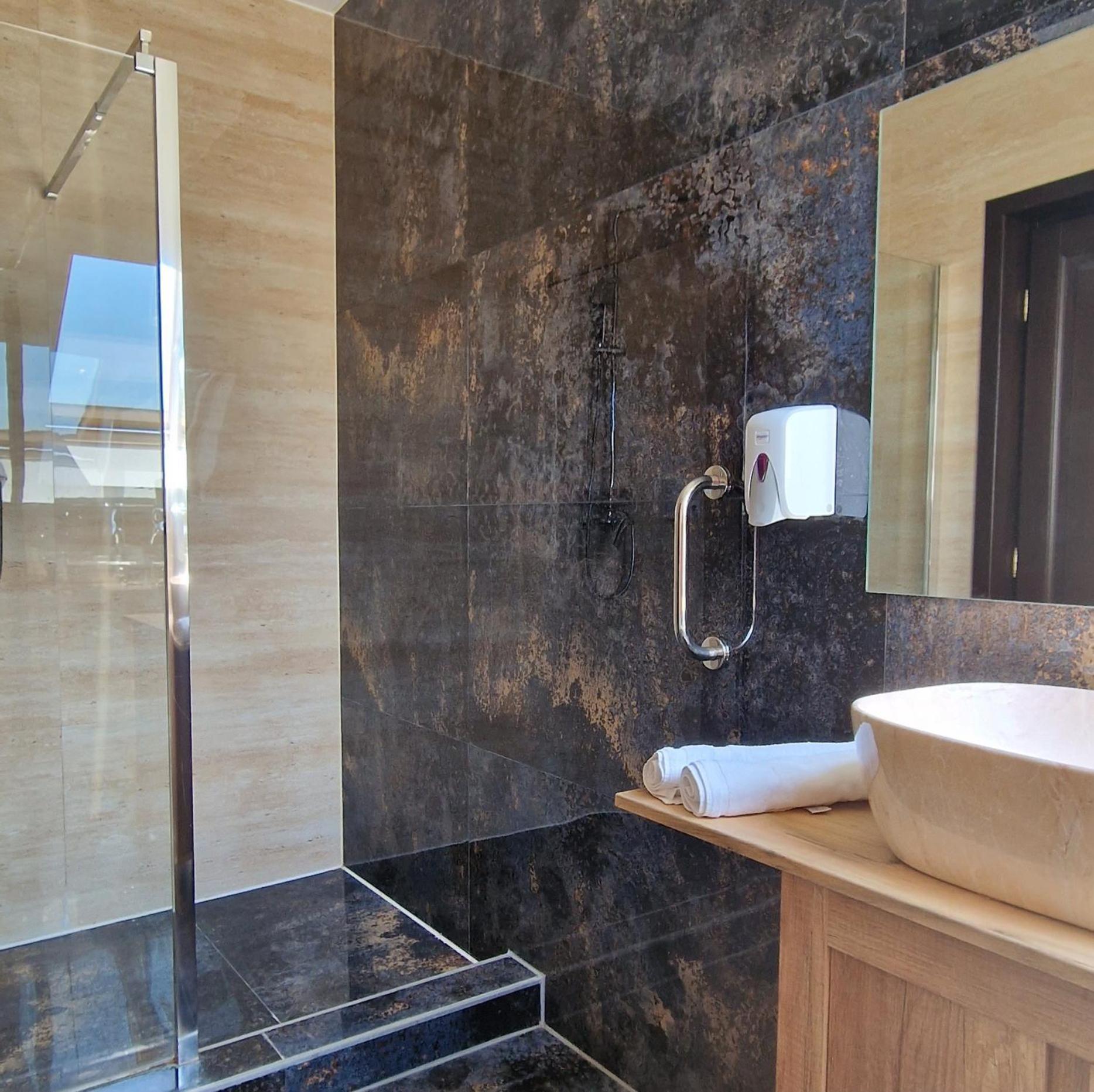 Provence Suceava Otel Dış mekan fotoğraf