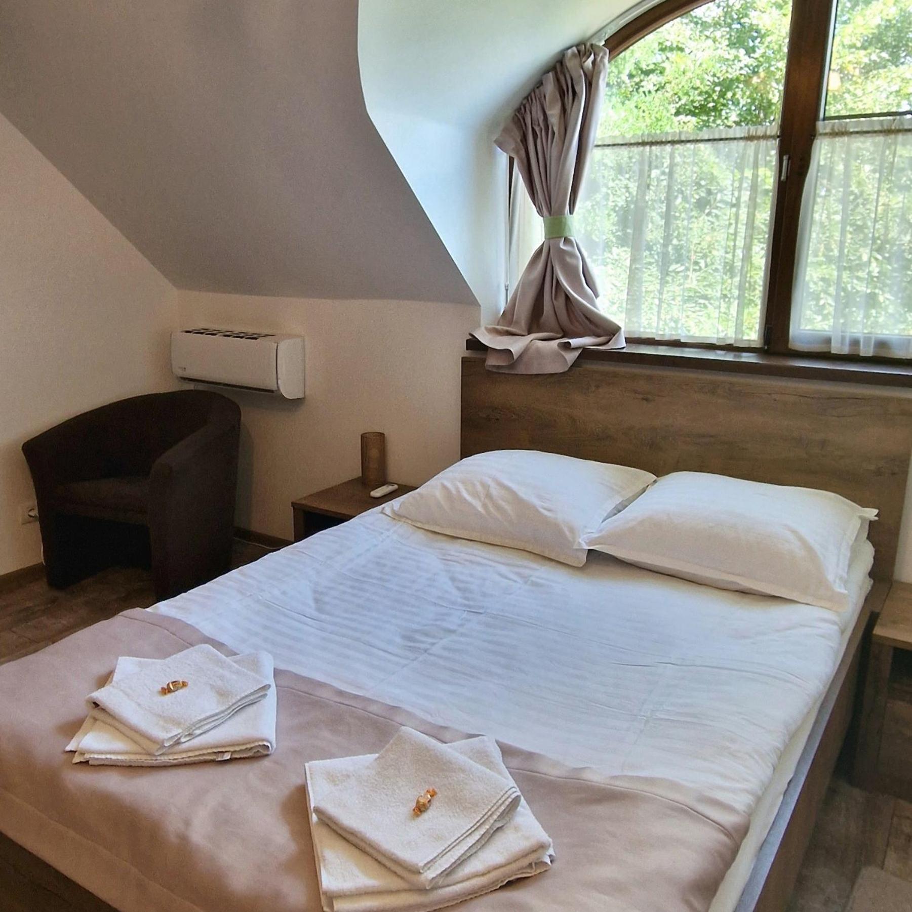 Provence Suceava Otel Dış mekan fotoğraf